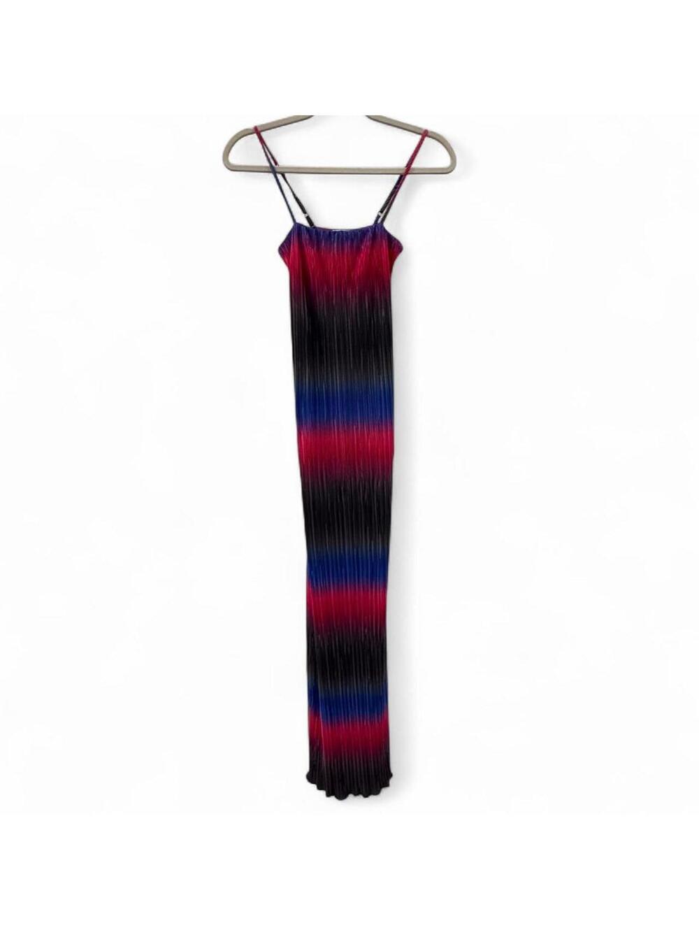 Women's Pleated Maxi Dress